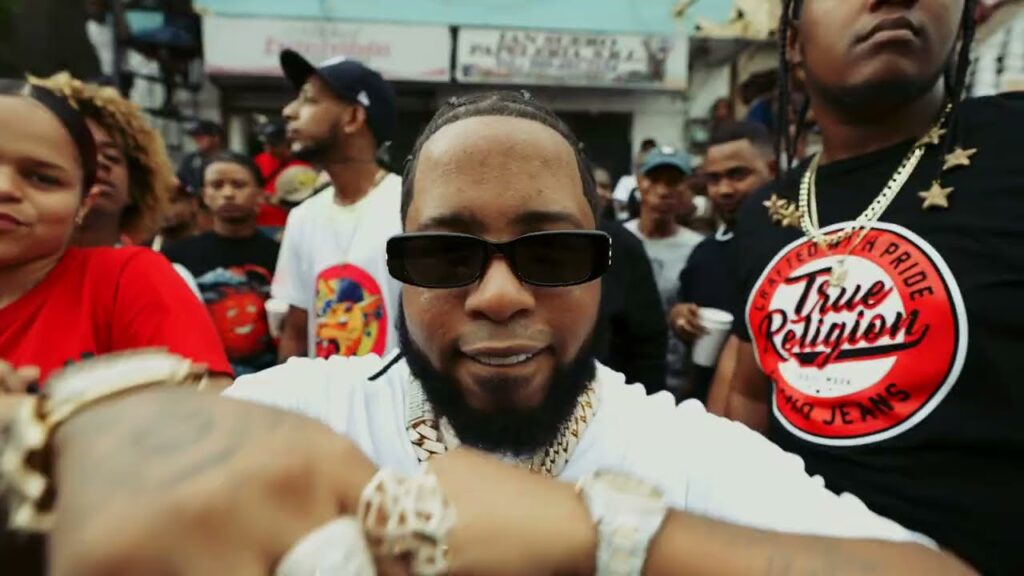 Chimbala x Angel Dior – Súbete a Mi Moto (Video Oficial)